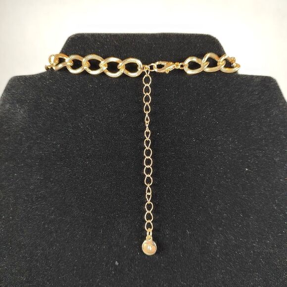 Signed V Chunky Plastic Link Necklace Beige White Gold Chain Statement 17" - 20" - Picture 6 of 16